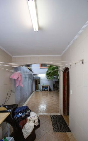 Casa à venda com 130m², 4 quartos e 2 vagasÁrea de Serviço