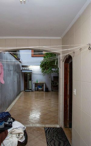 Casa à venda com 130m², 4 quartos e 2 vagasÁrea de Serviço