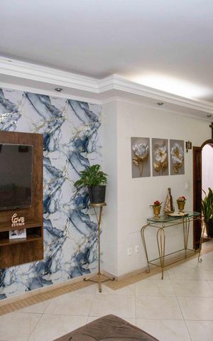 Casa à venda com 130m², 4 quartos e 2 vagasSala de TV