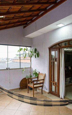 Casa à venda com 130m², 4 quartos e 2 vagasVaranda da Sala