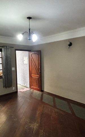 Casa para alugar com 158m², 2 quartos e 2 vagas Casa para alugar com 158m², 2 quartos e 2 vagasSala
