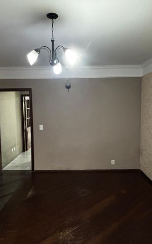 Casa para alugar com 158m², 2 quartos e 2 vagas Casa para alugar com 158m², 2 quartos e 2 vagasSala