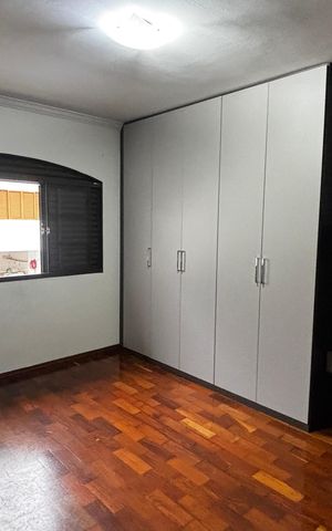 Casa para alugar com 158m², 2 quartos e 2 vagas Casa para alugar com 158m², 2 quartos e 2 vagasQuarto 2