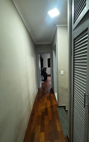 Casa para alugar com 158m², 2 quartos e 2 vagas Casa para alugar com 158m², 2 quartos e 2 vagasCorredor