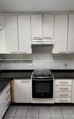 Casa para alugar com 158m², 2 quartos e 2 vagas Casa para alugar com 158m², 2 quartos e 2 vagasCozinha