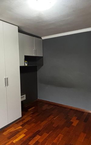 Casa para alugar com 158m², 2 quartos e 2 vagas Casa para alugar com 158m², 2 quartos e 2 vagasQuarto 2