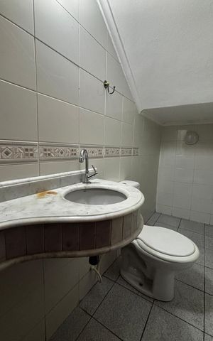 Casa para alugar com 158m², 2 quartos e 2 vagas Casa para alugar com 158m², 2 quartos e 2 vagasLavabo