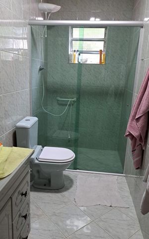 Casa à venda com 112m², 3 quartos e 1 vaga Casa à venda com 112m², 3 quartos e 1 vagaBanheiro
