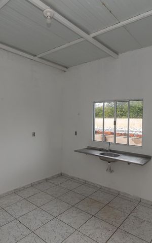 Casa à venda com 85m², 2 quartos e sem vaga Casa à venda com 85m², 2 quartos e sem vagaCozinha