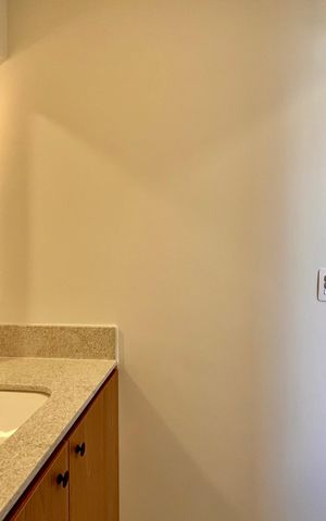 Apartamento à venda com 86m², 3 quartos e 1 vaga Apartamento à venda com 86m², 3 quartos e 1 vagaBanheiro de serviço