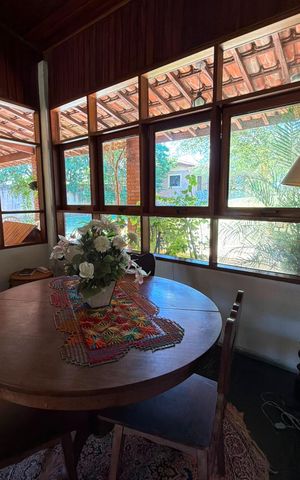 Casa à venda com 2500m², 4 quartos e 8 vagas Casa à venda com 2500m², 4 quartos e 8 vagasSala