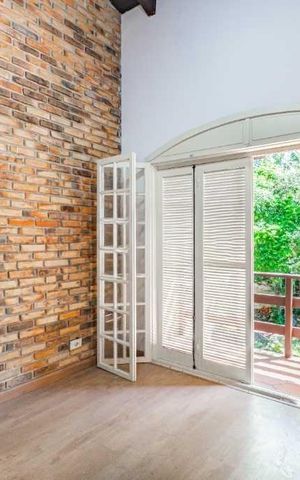 Casa para alugar com 277m², 4 quartos e 3 vagas Casa para alugar com 277m², 4 quartos e 3 vagasQuarto 4
