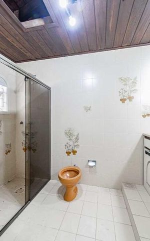 Casa para alugar com 277m², 4 quartos e 3 vagas Casa para alugar com 277m², 4 quartos e 3 vagasBanheiro 3