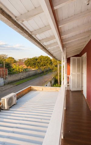 Casa para alugar com 120m², 3 quartos e 4 vagas Casa para alugar com 120m², 3 quartos e 4 vagasVaranda da sala