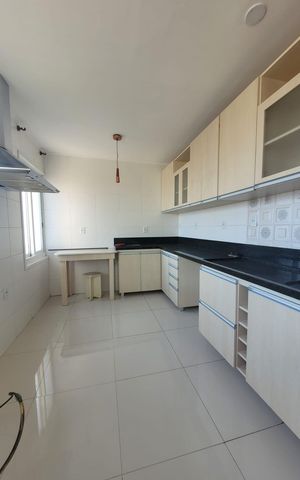 Apartamento para alugar com 376m², 3 quartos e 1 vaga