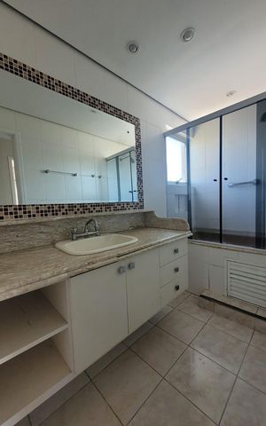 Apartamento para alugar com 376m², 3 quartos e 1 vaga