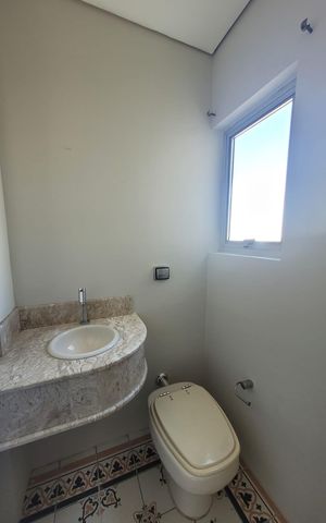Apartamento para alugar com 376m², 3 quartos e 1 vaga