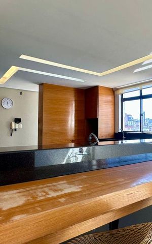 Apartamento à venda com 144m², 4 quartos e 3 vagas Apartamento à venda com 144m², 4 quartos e 3 vagasCozinha