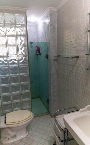 Apartamento à venda com 80m², 2 quartos e 1 vaga Apartamento à venda com 80m², 2 quartos e 1 vagaBanheiro da Suíte
