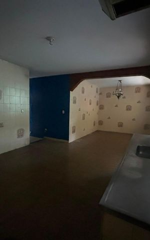 Casa para alugar com 200m², 3 quartos e 6 vagas Casa para alugar com 200m², 3 quartos e 6 vagasCozinha