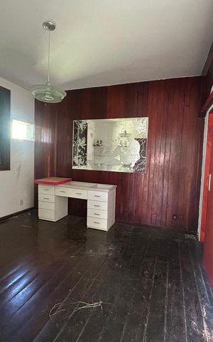 Casa para alugar com 200m², 3 quartos e 6 vagas Casa para alugar com 200m², 3 quartos e 6 vagasQuarto