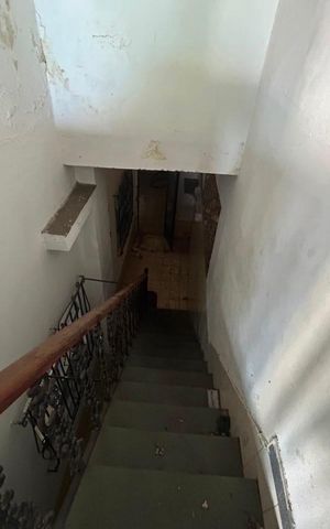 Casa para alugar com 200m², 3 quartos e 6 vagas Casa para alugar com 200m², 3 quartos e 6 vagasCorredor