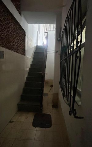 Casa para alugar com 200m², 3 quartos e 6 vagas Casa para alugar com 200m², 3 quartos e 6 vagasCorredor