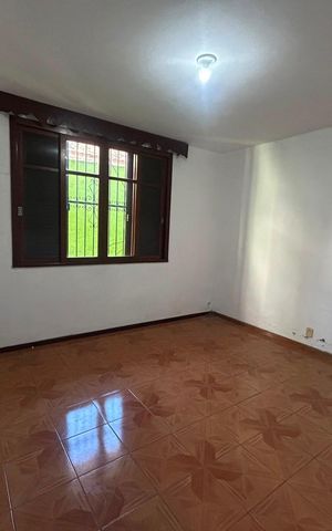 Casa para alugar com 200m², 3 quartos e 6 vagas Casa para alugar com 200m², 3 quartos e 6 vagasQuarto 4