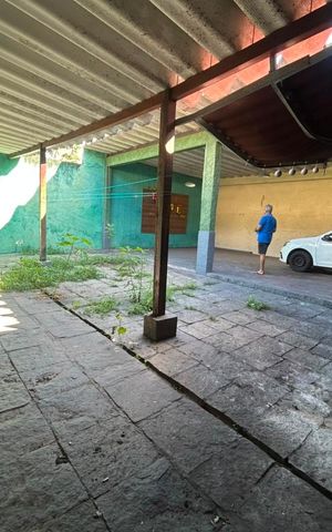 Casa para alugar com 200m², 3 quartos e 6 vagas Casa para alugar com 200m², 3 quartos e 6 vagasÁrea externa