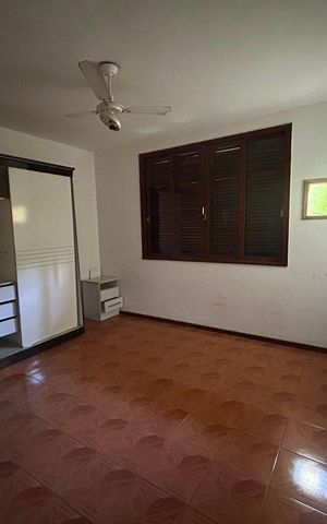 Casa para alugar com 200m², 3 quartos e 6 vagas Casa para alugar com 200m², 3 quartos e 6 vagasQuarto 3