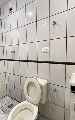Apartamento à venda com 51m², 2 quartos e 1 vaga Apartamento à venda com 51m², 2 quartos e 1 vagaBanheiro
