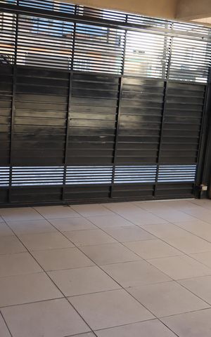 Casa à venda com 68m², 2 quartos e 2 vagasGaragem