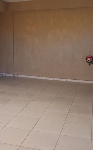 Casa à venda com 68m², 2 quartos e 2 vagasGaragem