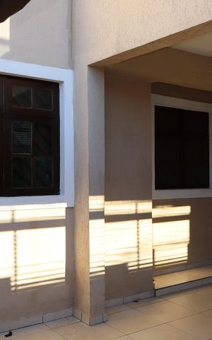 Casa à venda com 68m², 2 quartos e 2 vagasGaragem