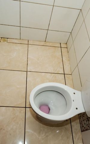 Casa de condomínio à venda com 99m², 2 quartos e 1 vagaBanheiro social 