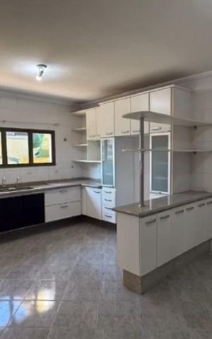 Casa de condomínio à venda com 293m², 3 quartos e 4 vagasCozinha