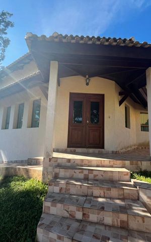 Casa de condomínio à venda com 293m², 3 quartos e 4 vagasÁrea externa