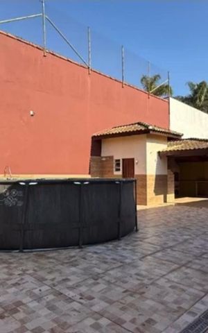 Casa de condomínio à venda com 293m², 3 quartos e 4 vagasPiscina