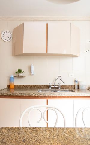Apartamento à venda com 150m², 4 quartos e 2 vagas Apartamento à venda com 150m², 4 quartos e 2 vagasCozinha