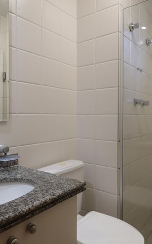 Apartamento à venda com 78m², 3 quartos e 2 vagasBanheiro da Suíte