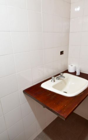 Casa à venda com 284m², 3 quartos e 5 vagasBanheiro Social