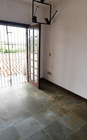 Casa à venda com 284m², 3 quartos e 5 vagasQuarto 3 - Suíte