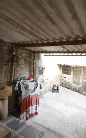 Casa à venda com 360m², 3 quartos e 4 vagasÁrea de Serviço