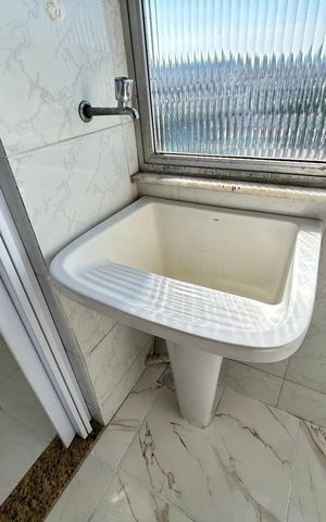Apartamento para alugar com 68m², 2 quartos e 1 vagaÁrea de Serviço