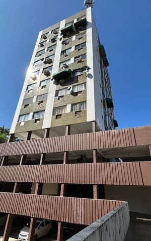 Apartamento para alugar com 68m², 2 quartos e 1 vagaFachada