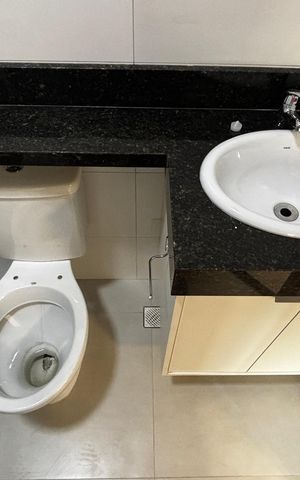 Apartamento para alugar com 48m², 2 quartos e 1 vaga Apartamento para alugar com 48m², 2 quartos e 1 vagaBanheiro