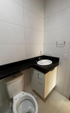 Apartamento para alugar com 48m², 2 quartos e 1 vaga Apartamento para alugar com 48m², 2 quartos e 1 vagaBanheiro
