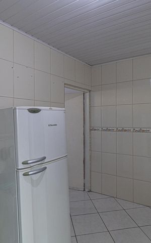 Casa à venda com 160m², 4 quartos e sem vaga Casa à venda com 160m², 4 quartos e sem vagaCasa 2 Cozinha