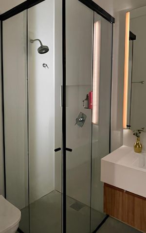 Apartamento para alugar com 107m², 2 quartos e 2 vagas Apartamento para alugar com 107m², 2 quartos e 2 vagasBanheiro