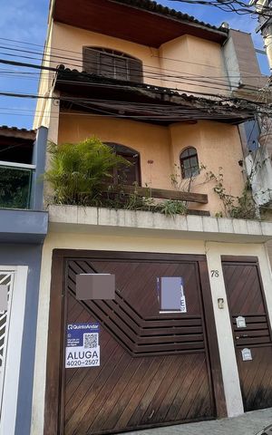 Casa para alugar com 84m², 3 quartos e 1 vaga Casa para alugar com 84m², 3 quartos e 1 vagaFachada + Placa